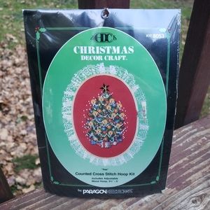 Vintage Paragon Needlecraft - Counted Cross Stitch Hoop Kit - Christmas Tree